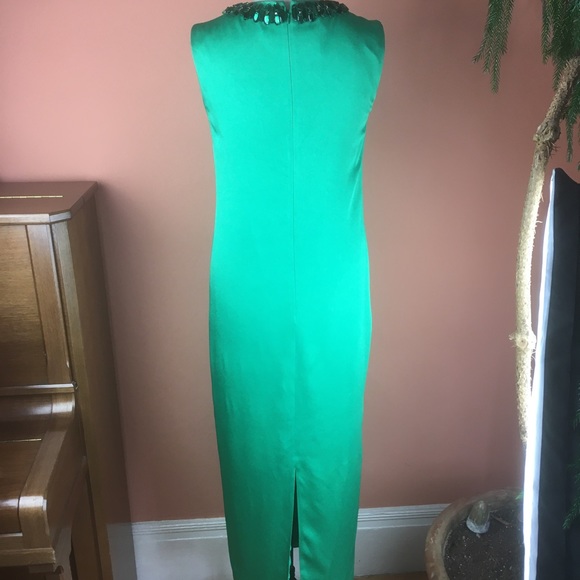 Green Satiny Alexander McQueen Gown with Jeweled Neckline - Italian Size 40 - Picture 5 of 9